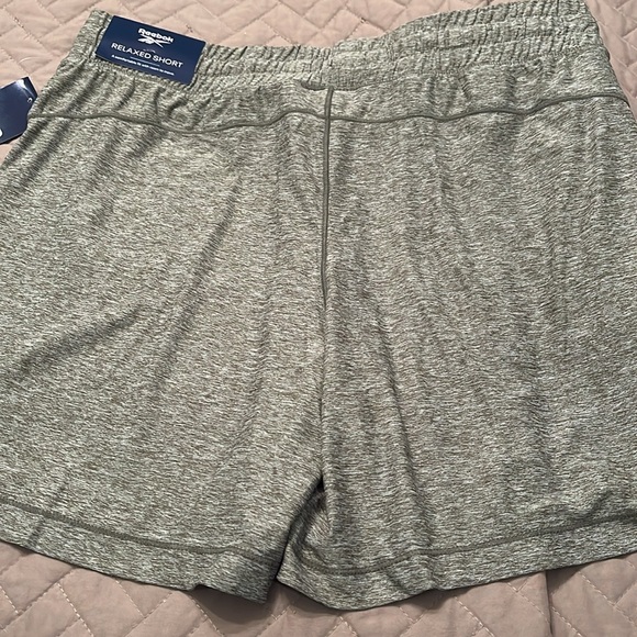 Reebok Women's Hustle Soft Shorts/NWT/Small - Picture 11 of 11